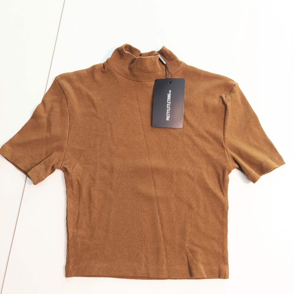 Camel Rib High Neck Crop Top Short Sleeve Shirt New W tag